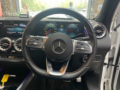 2024 Mercedes-Benz EQB