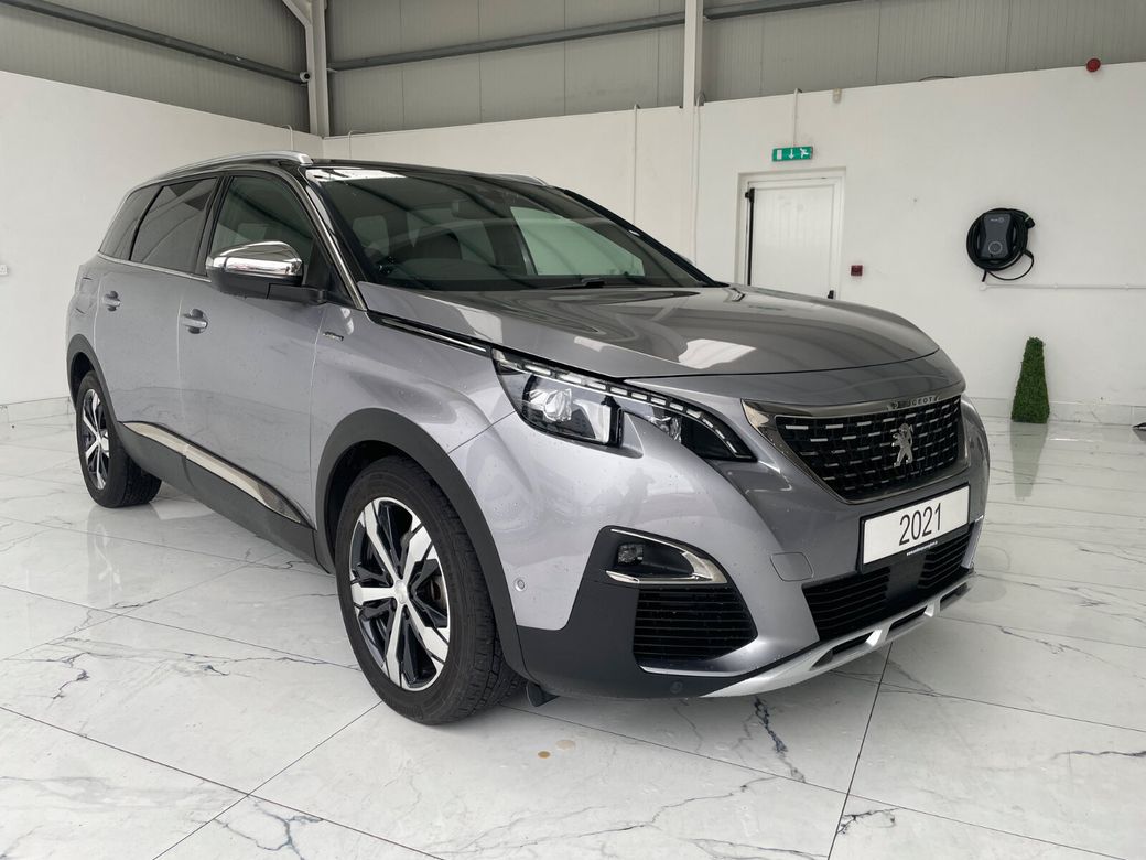2021 Peugeot 5008