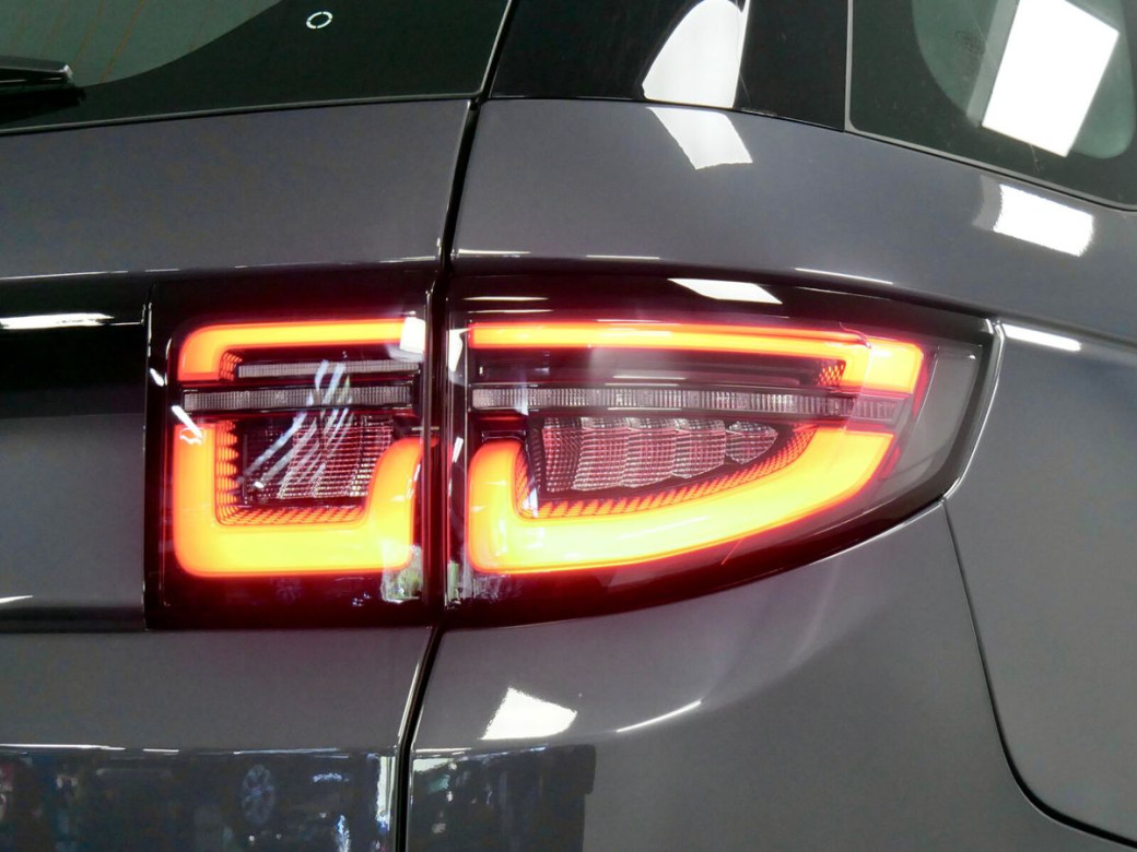 2024 Land Rover Discovery Sport