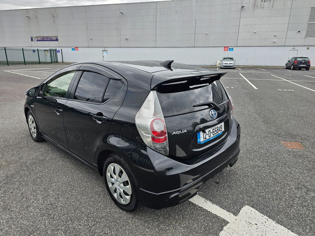 2012 Toyota Aqua