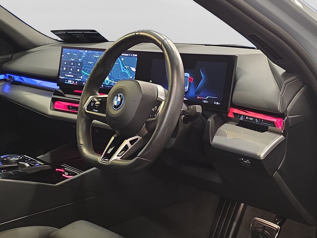 2024 BMW i5