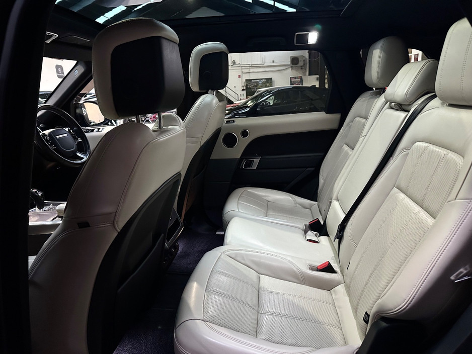 2020 Land Rover Range Rover Sport