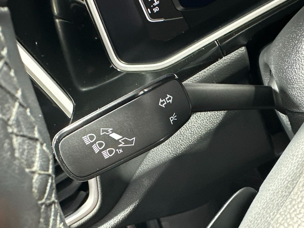 2023 Volkswagen T-Roc