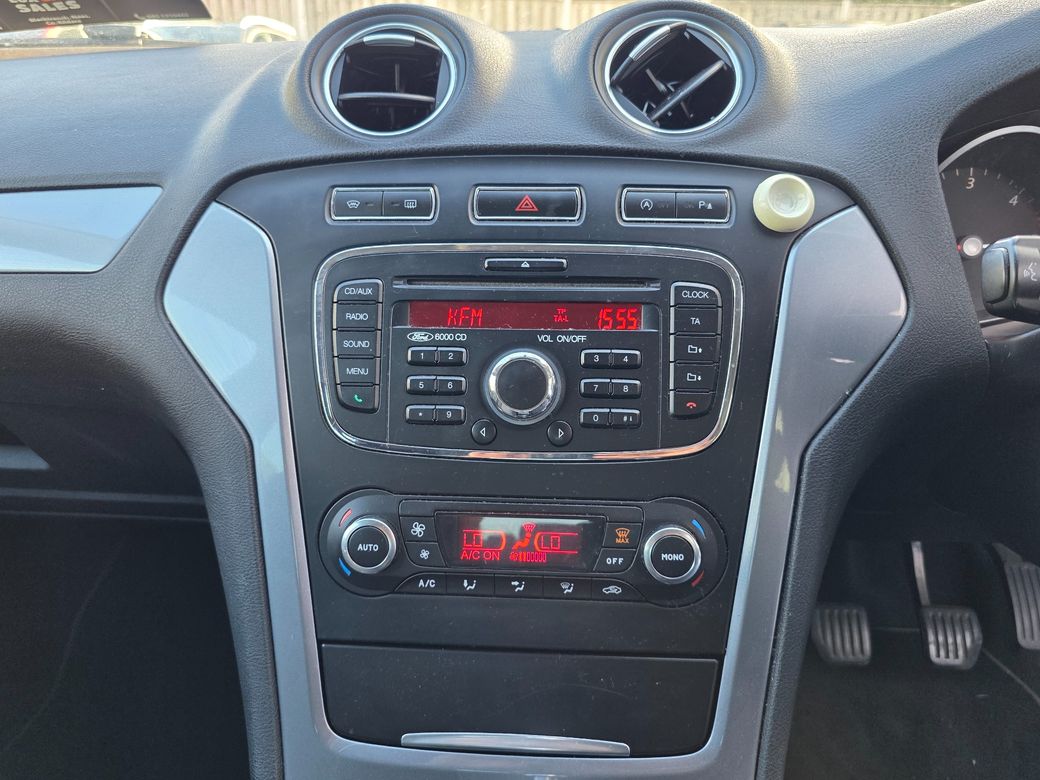 2013 Ford Mondeo