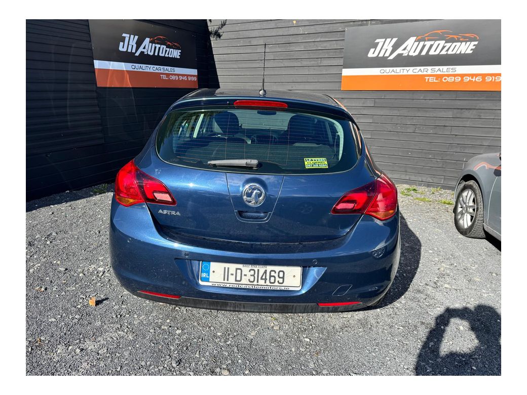 2011 Opel Astra