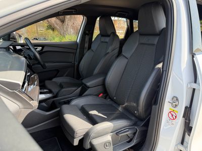 2022 Audi Q4