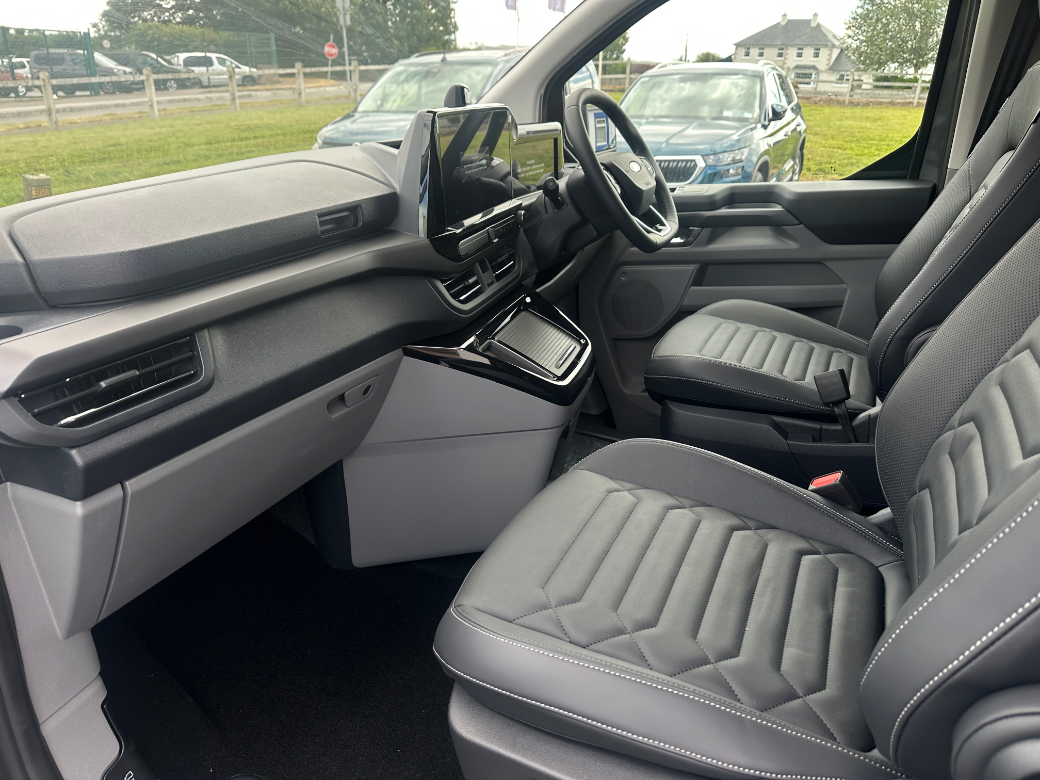 2026 Ford Tourneo Custom