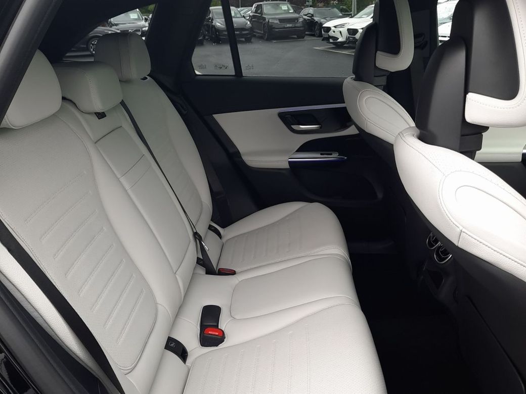 2025 Mercedes-Benz GLC Class