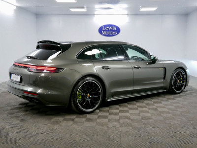 2023 Porsche Panamera