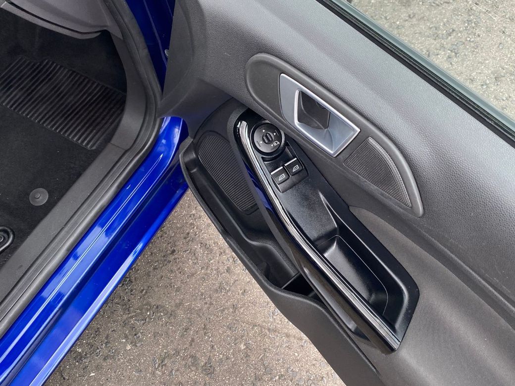 2017 Ford Fiesta