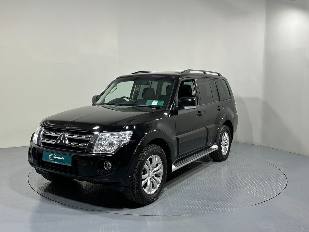 2014 Mitsubishi Pajero