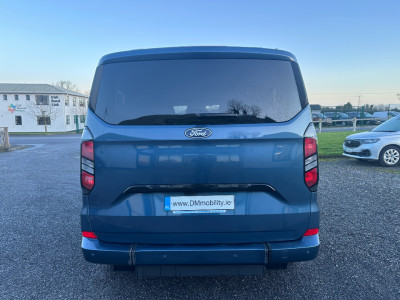 2024 Ford Tourneo Custom