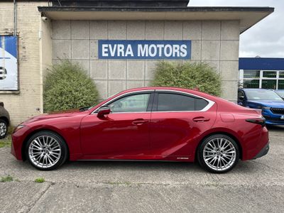 2021 Lexus IS 300h