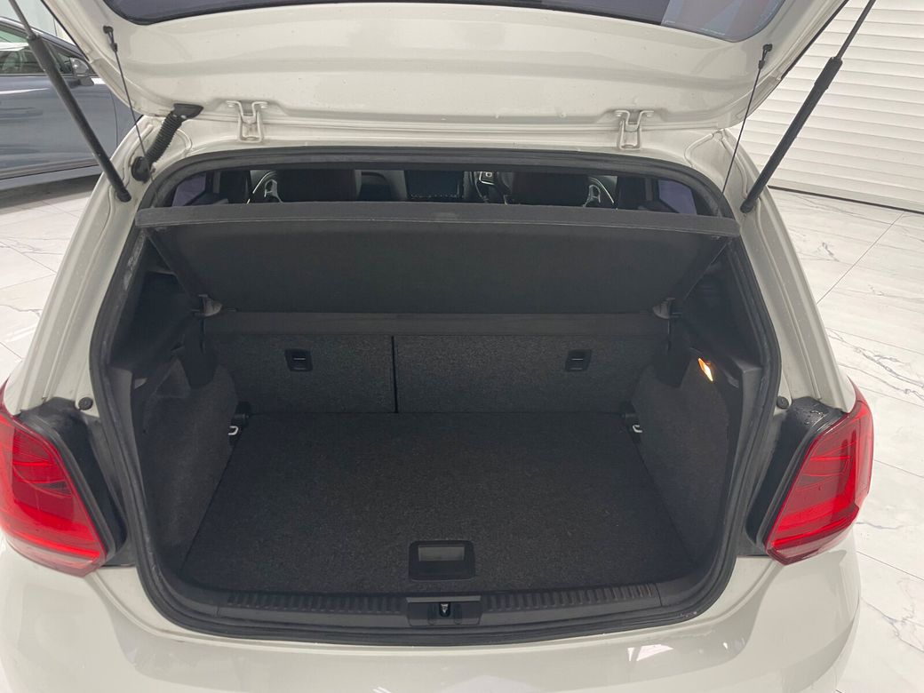 2016 Volkswagen Polo