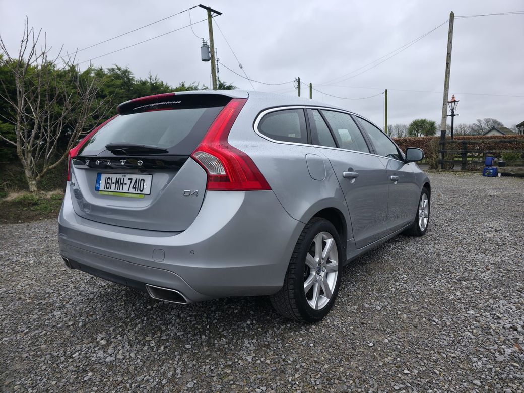 2016 Volvo V60