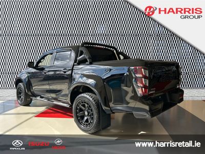 2026 Black Isuzu D-MAX