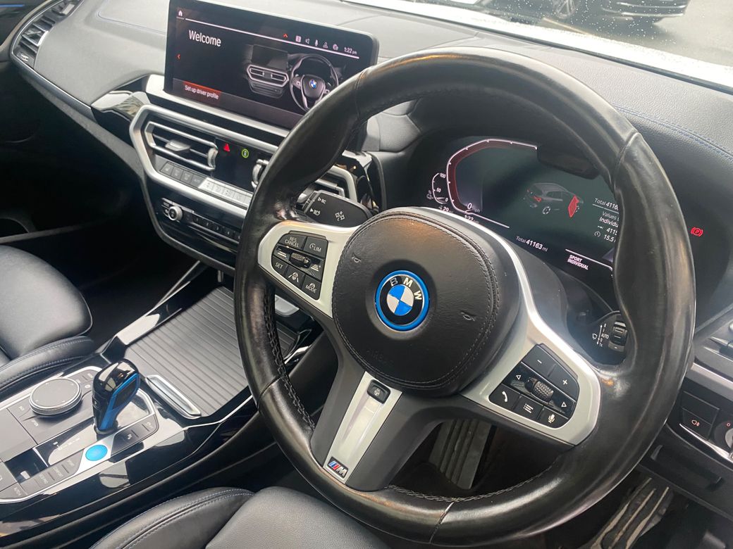 2022 BMW iX3