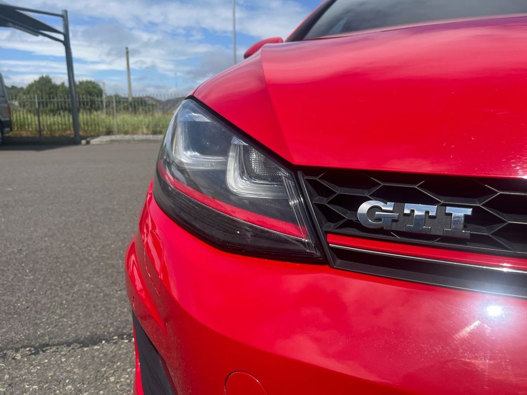 2017 Volkswagen Golf