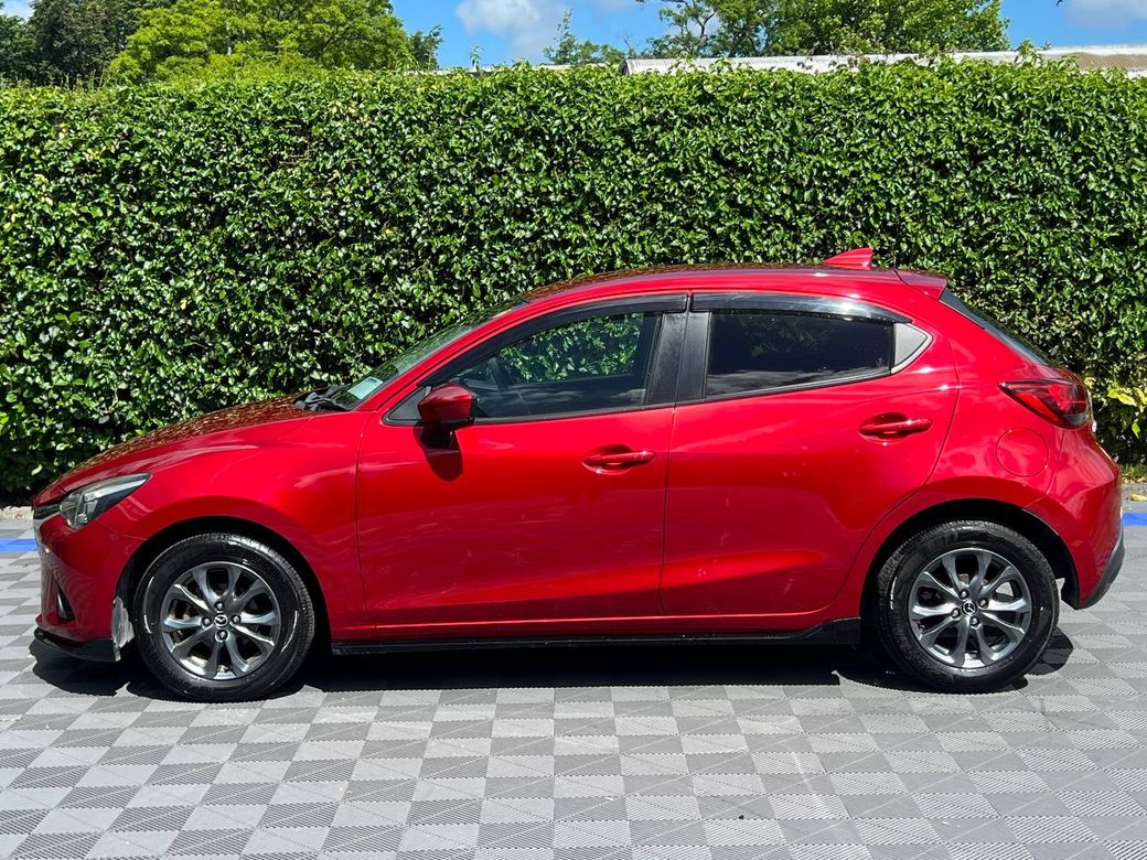 2017 Mazda Demio