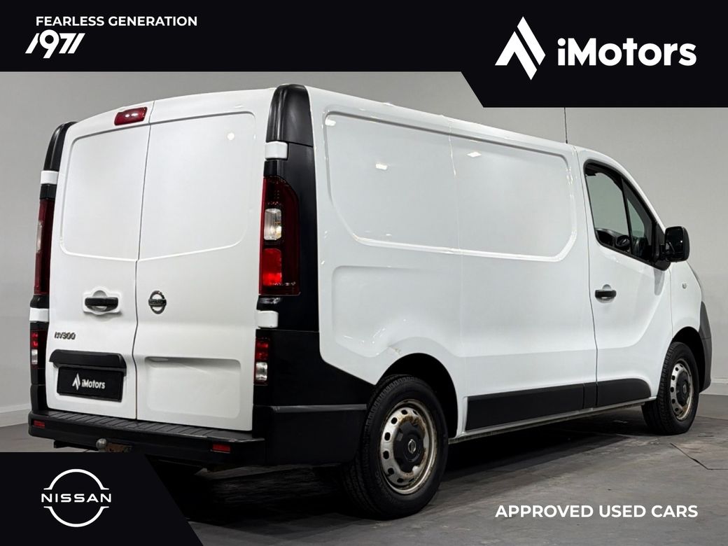 2021 Nissan NV300