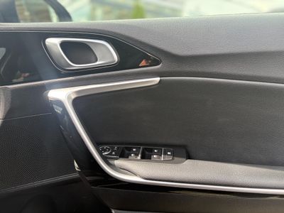 2023 Kia XCeed
