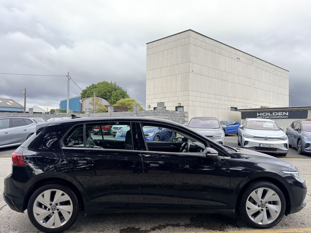 2023 Volkswagen Golf