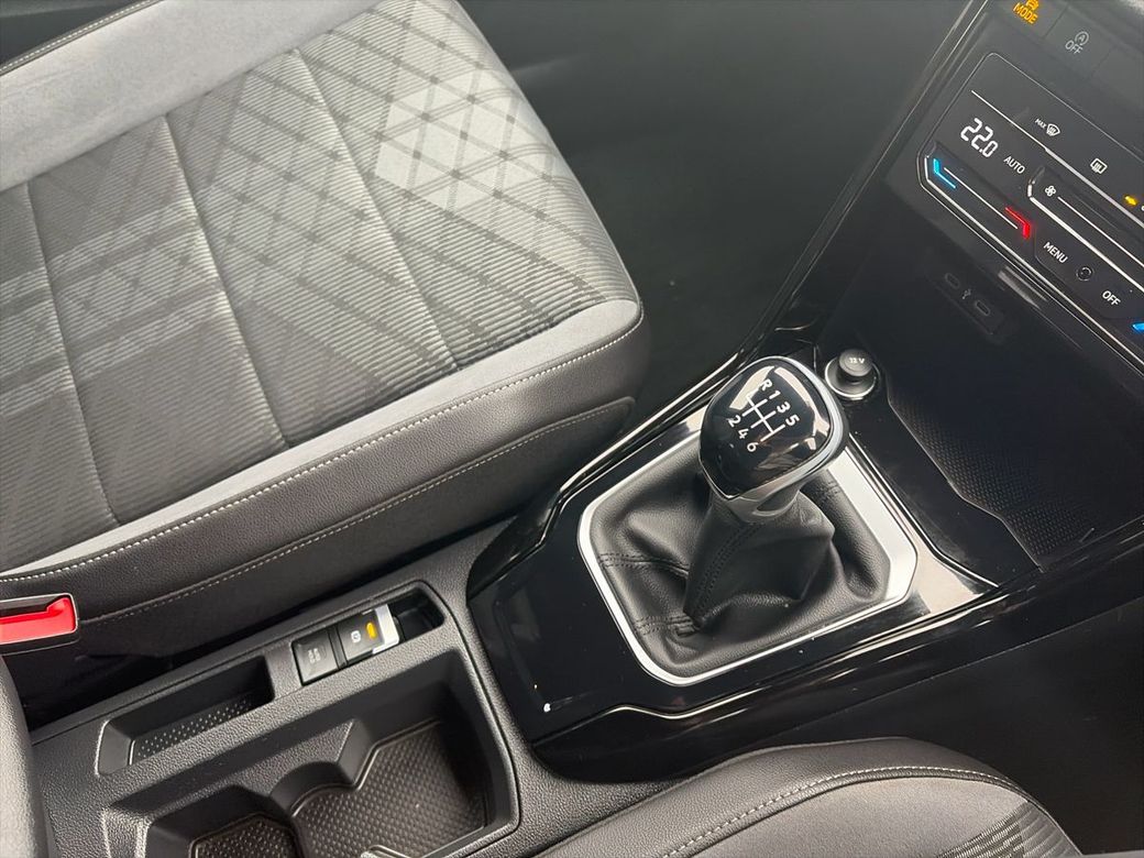 2023 Volkswagen T-Roc