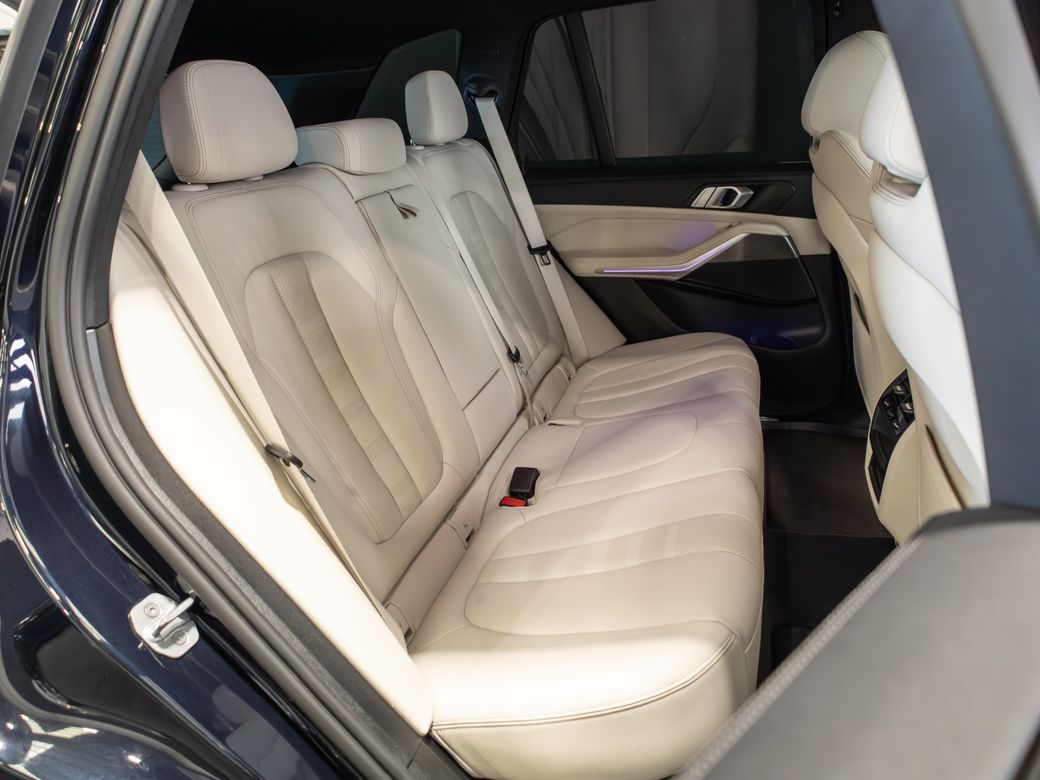 2022 BMW X5