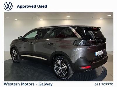 2025 Peugeot 5008