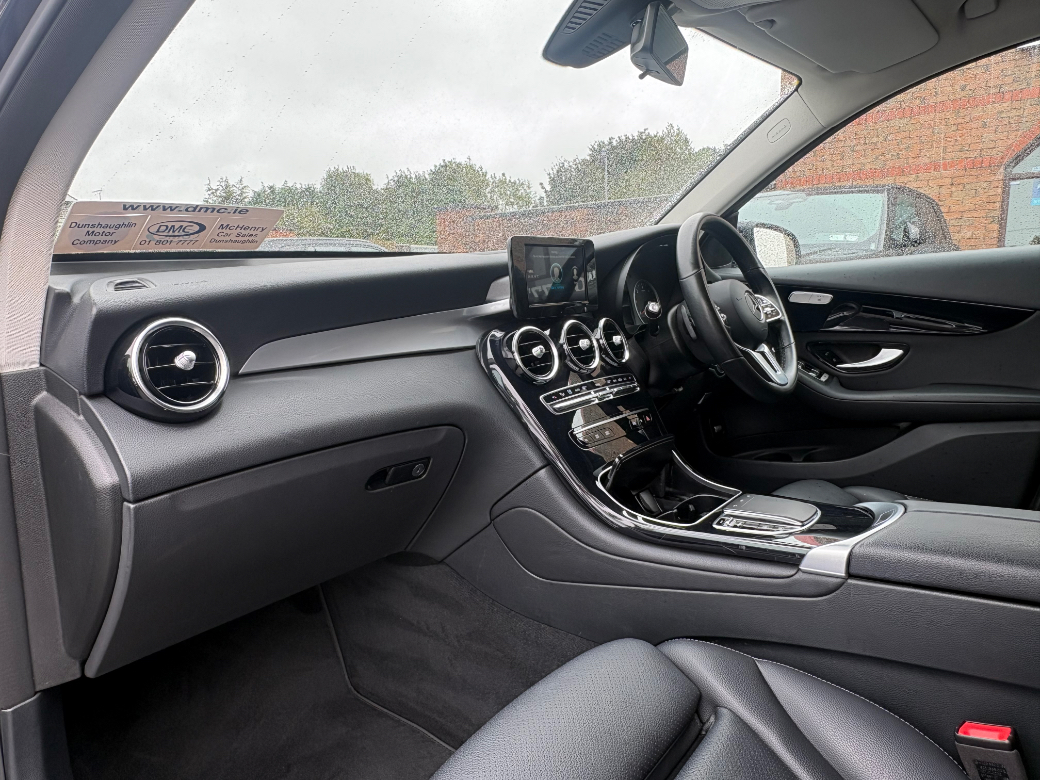 2022 Mercedes-Benz GLC Class