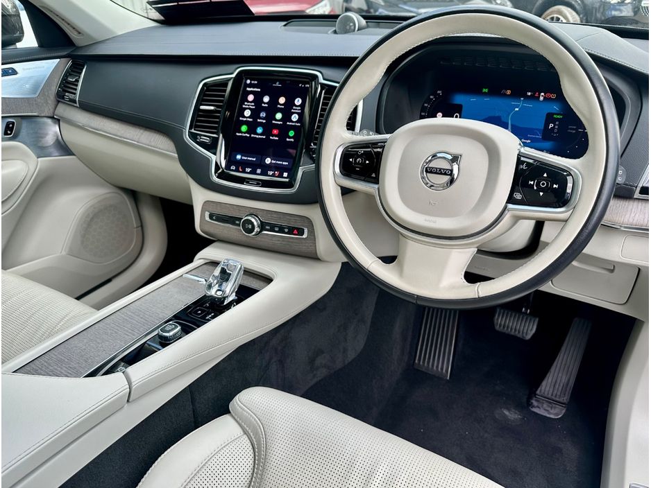 2023 Volvo XC90
