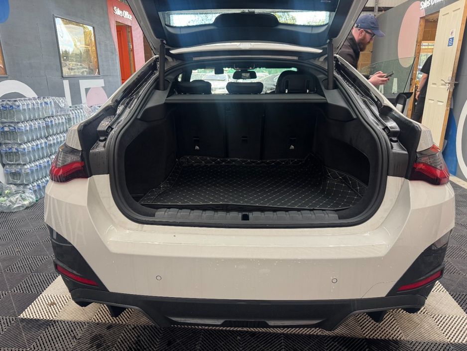 2023 BMW i4