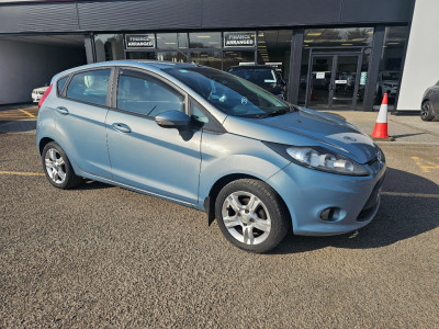 2009 Ford Fiesta