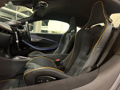 2023 McLaren Artura