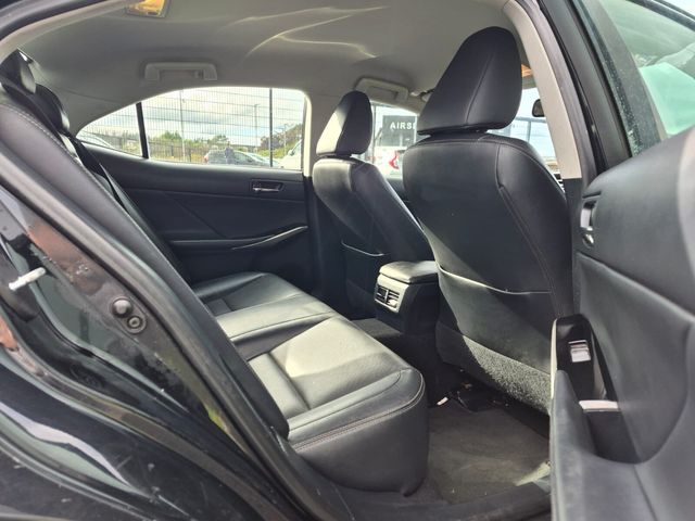 2015 Lexus IS