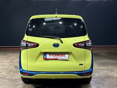 2016 Toyota Sienta
