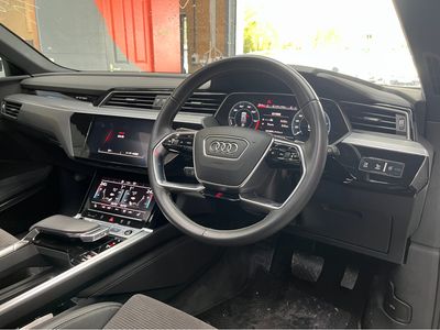 2022 Audi e-tron