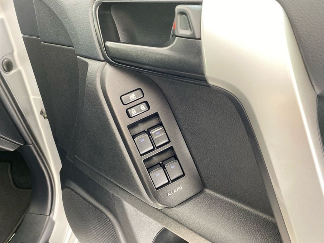 2022 Toyota Landcruiser