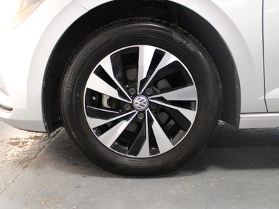 2018 Volkswagen Polo