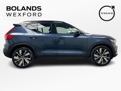 2022 Volvo XC40