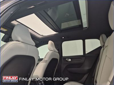 2025 Volvo EX40