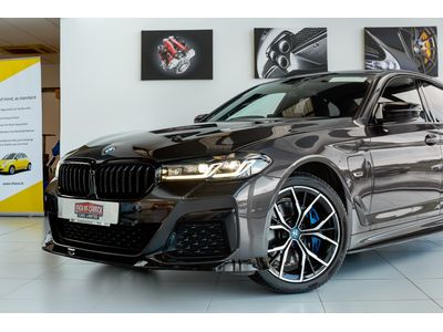 2023 BMW 530