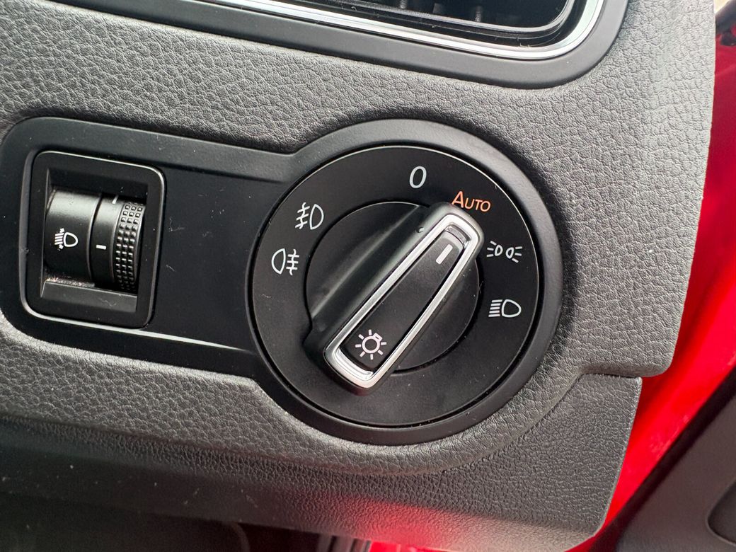 2017 Volkswagen Polo