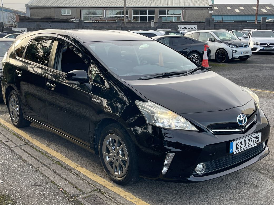 2013 Toyota Prius Alpha