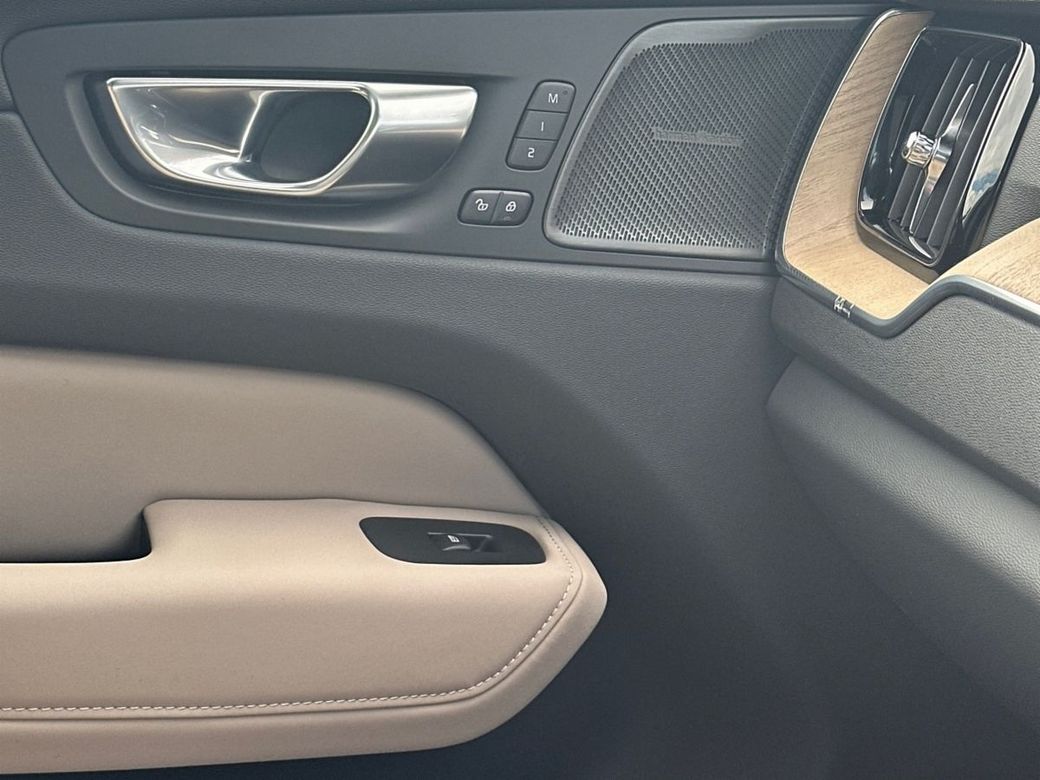 2026 Volvo XC60