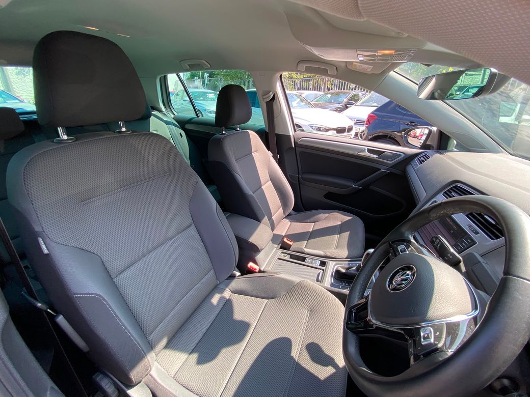 2017 Volkswagen Golf