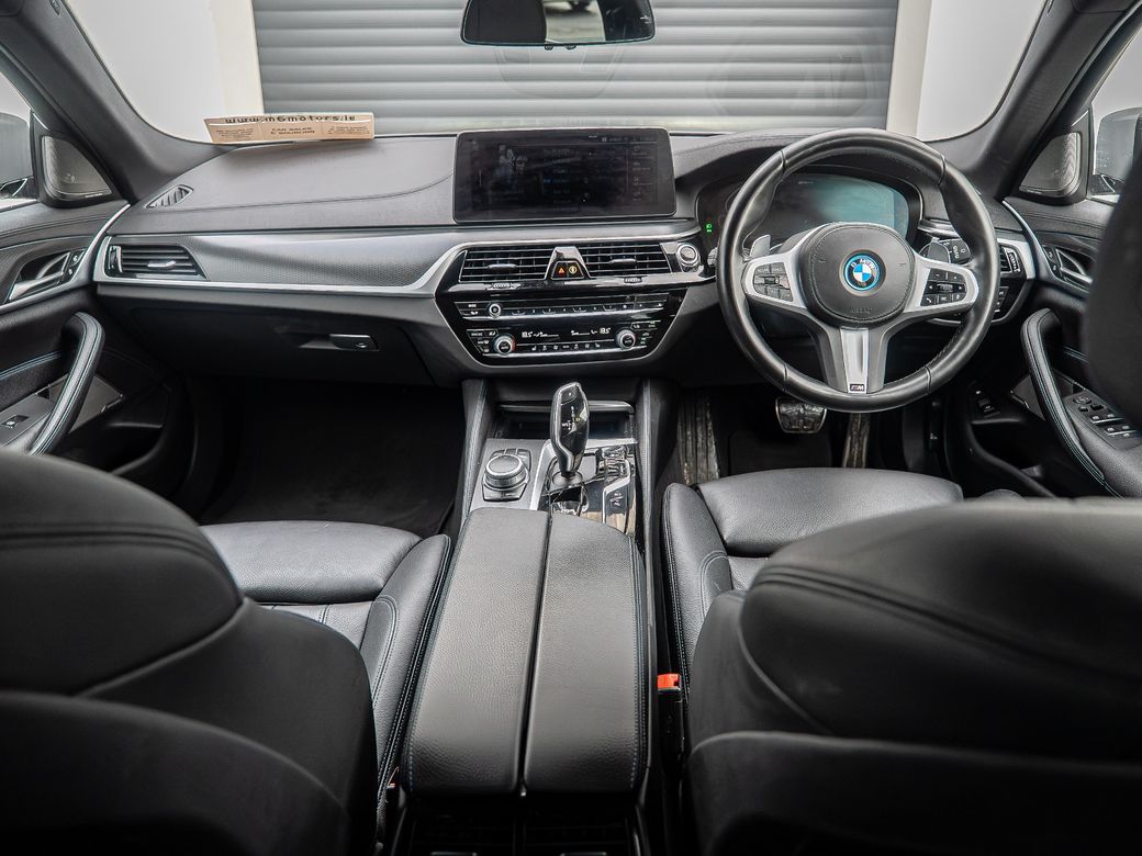 2022 BMW 5 Series
