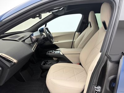 2023 BMW iX