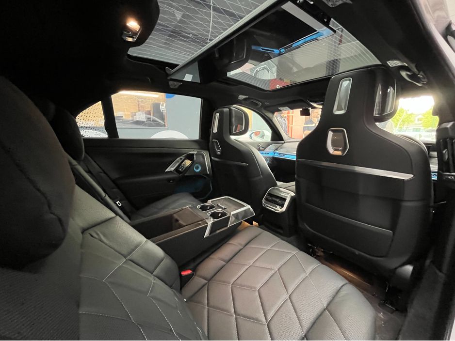 2024 BMW i7