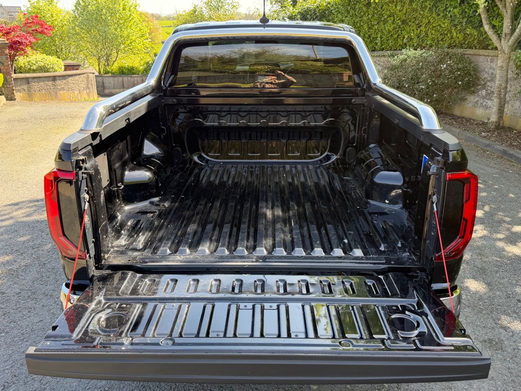 2023 Volkswagen Amarok